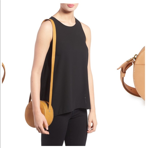 Madewell Handbags - Madewell Marfa circle crossbody bag